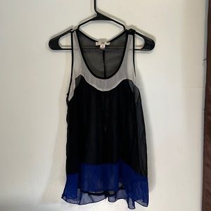 ISSI Nightgown and Comfortable to bed.